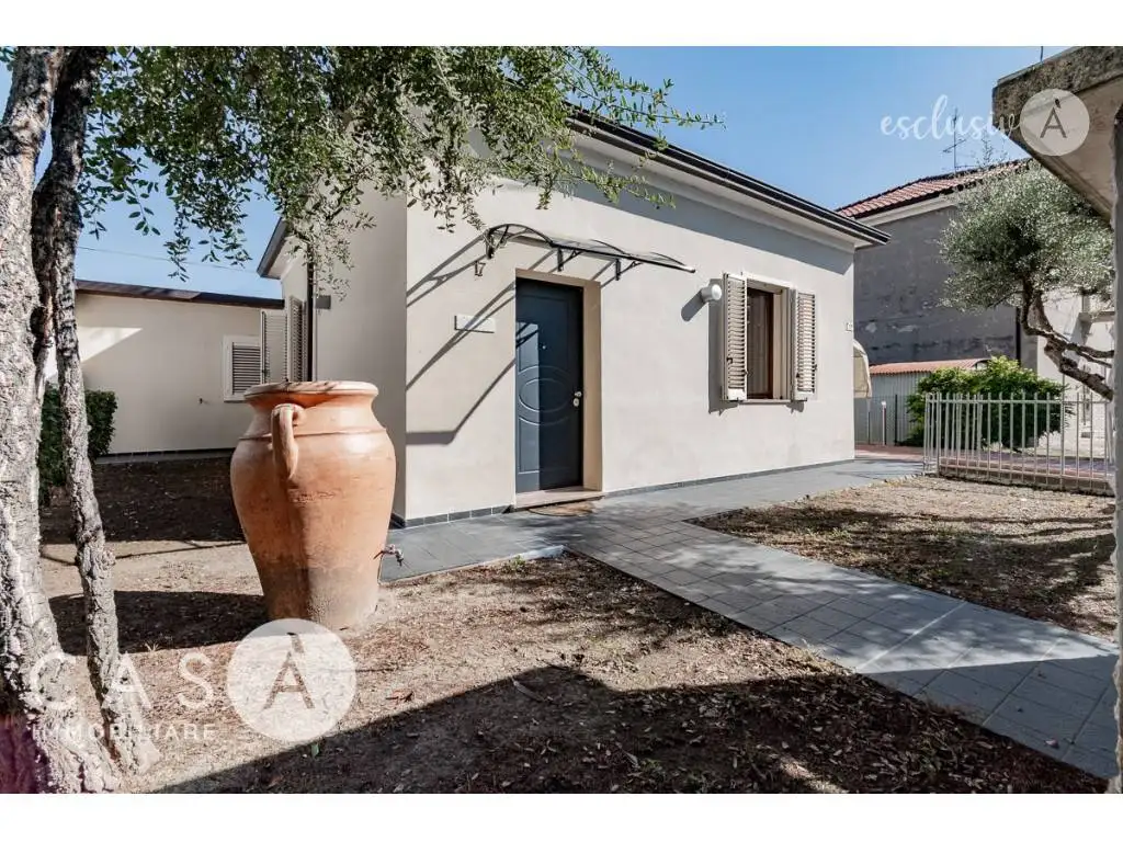 Casa indipendente in vendita a Forlì