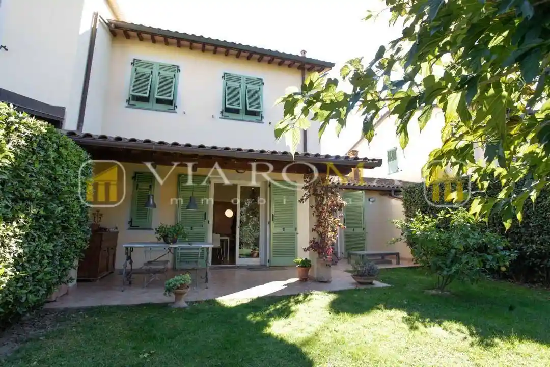 Villa plurifamiliare, ottimo stato, 170 m², Monte San Quirico - Tre Cancelli, Lucca - foto 2