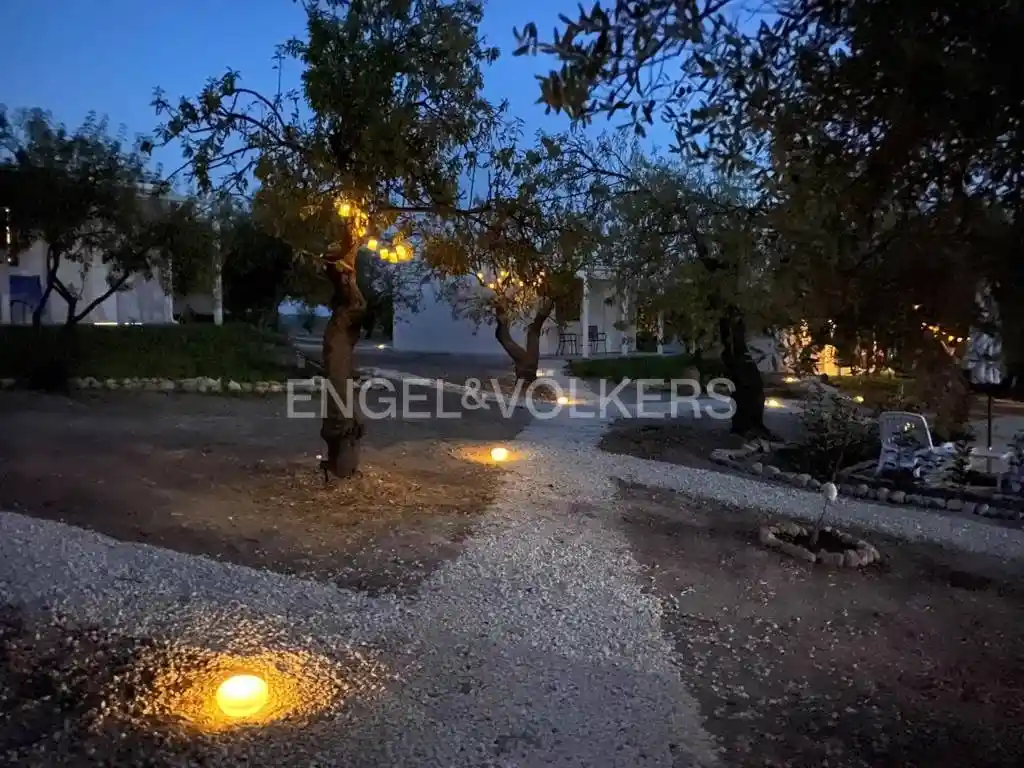 Palazzo - Edificio in vendita a Noto