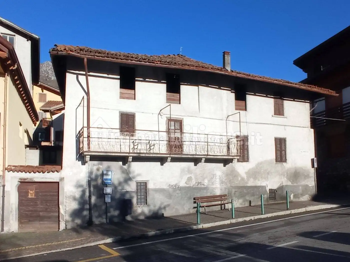Casa indipendente in vendita a Borno