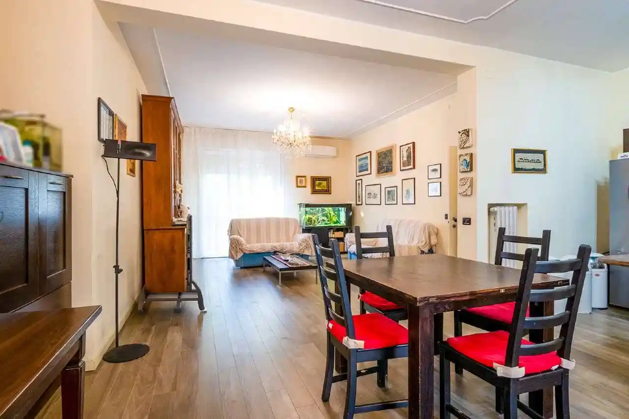 Casa indipendente in vendita a Modena