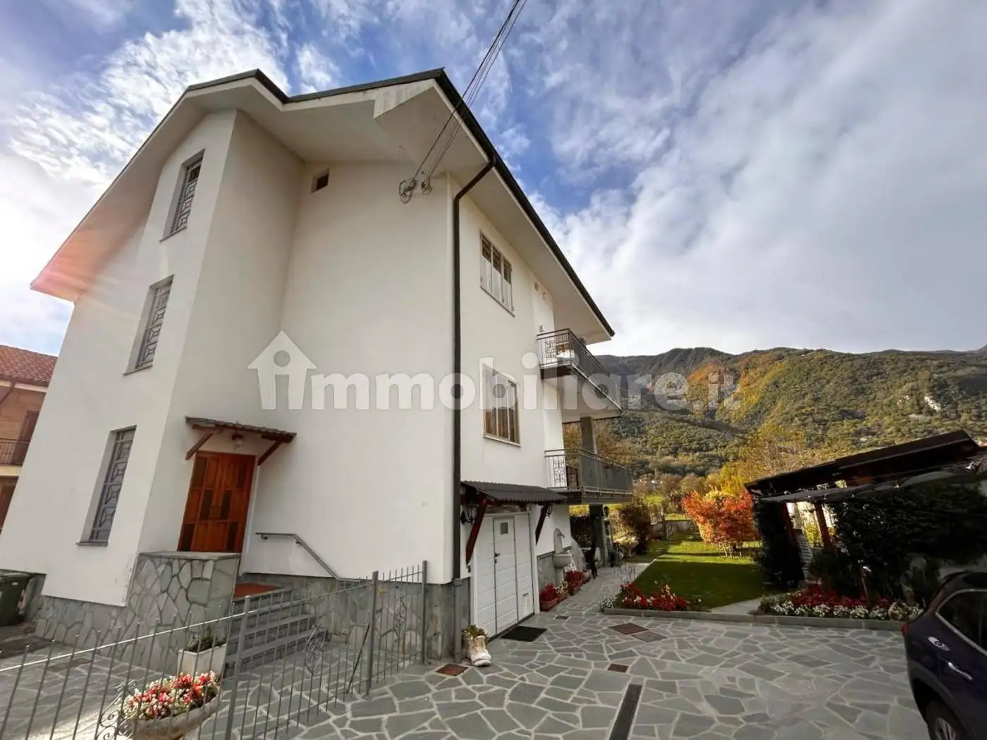 Appartamento in vendita a Villar Focchiardo