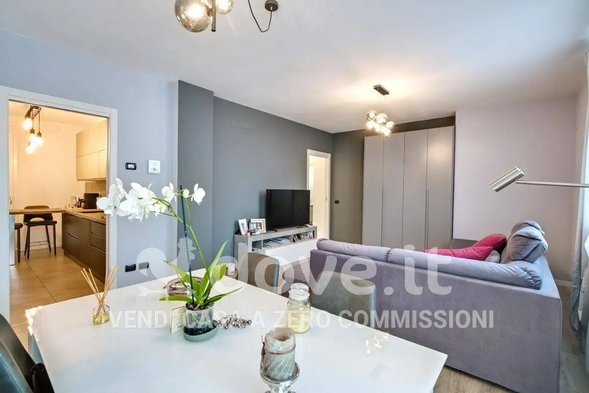 Appartamento in vendita a Albese con Cassano