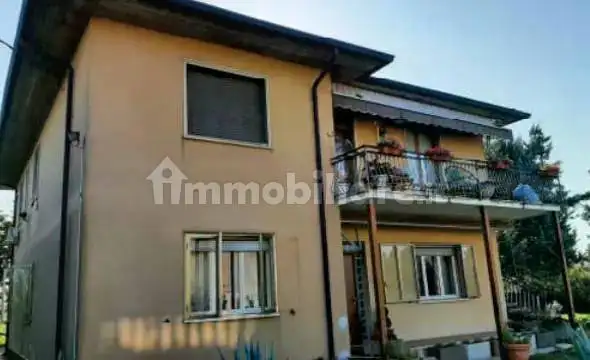 Appartamento in asta a Trevenzuolo