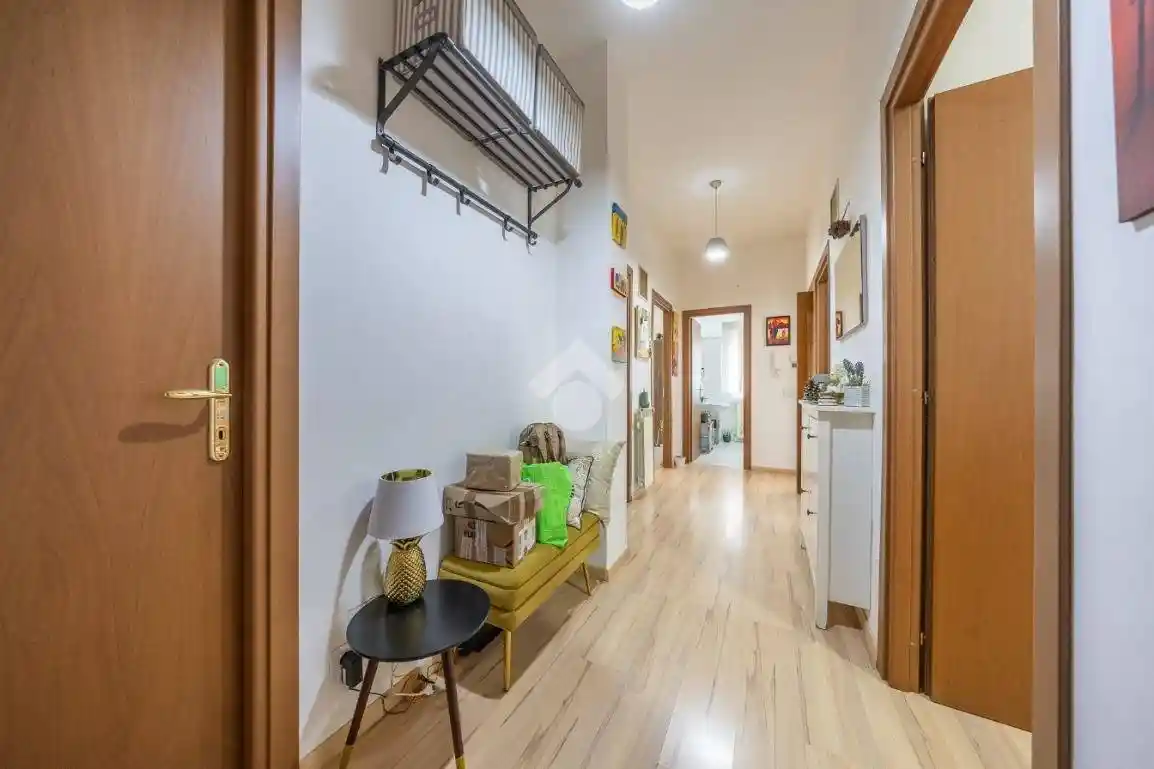 Trilocale via Tocco da Casauria 79, Case Rosse, Roma - foto 5