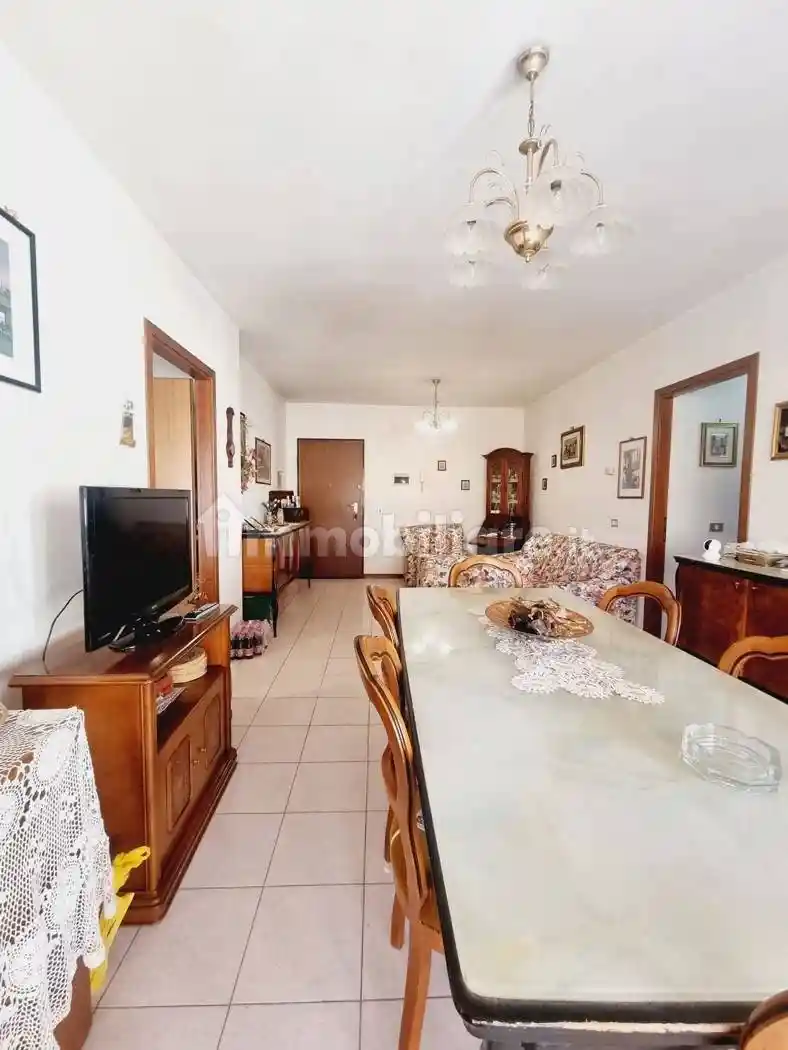 Trilocale via Francia, 3, Inghilterra - Zona 167, Aprilia - foto 4