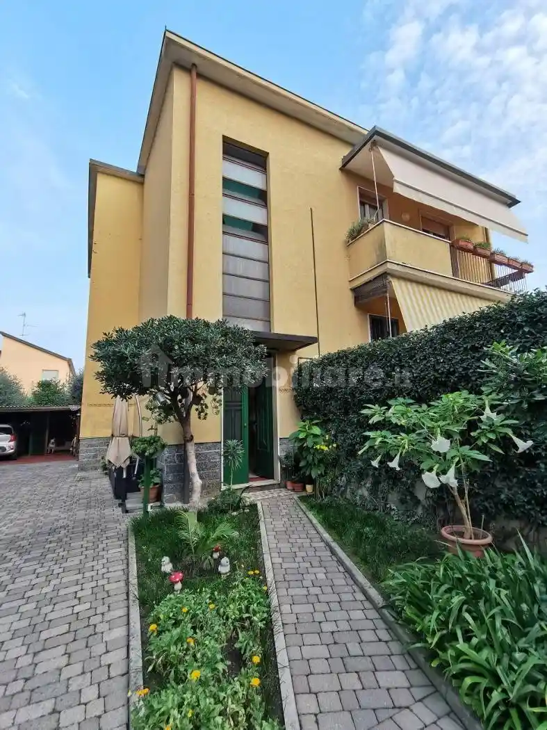 Villa in vendita a Monza