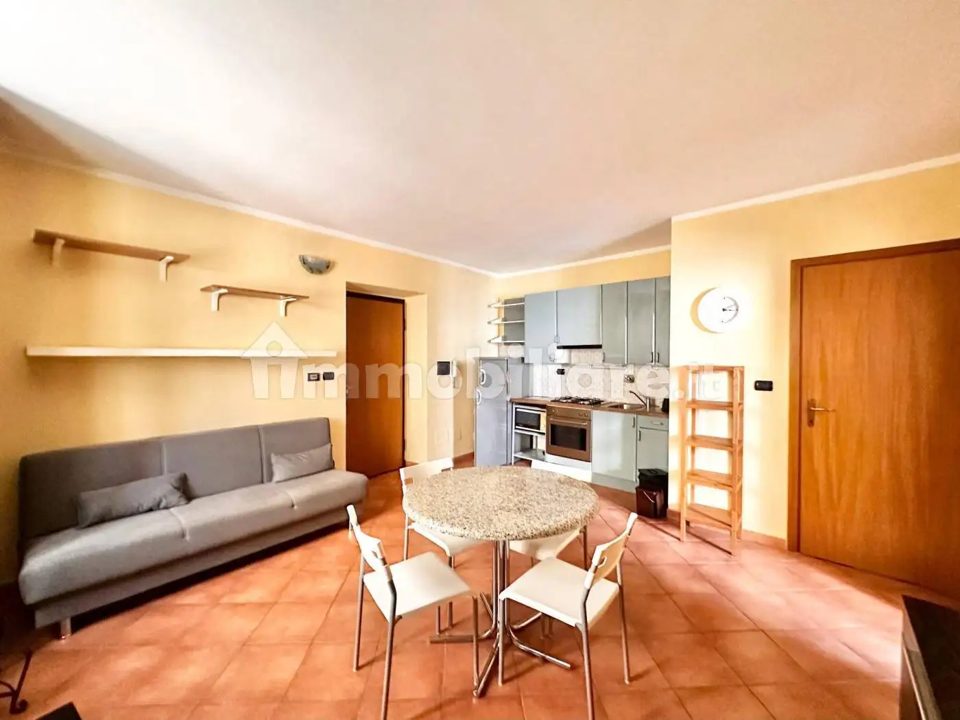 Bilocale via Gibellini 79, Centro, Caselle Torinese - foto 3