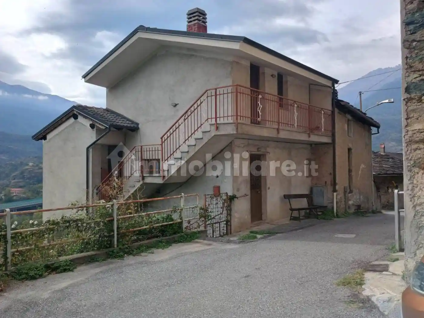 Casa indipendente in vendita a Mompantero