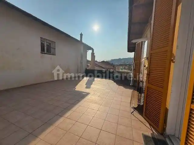 Appartamento in vendita a Imperia