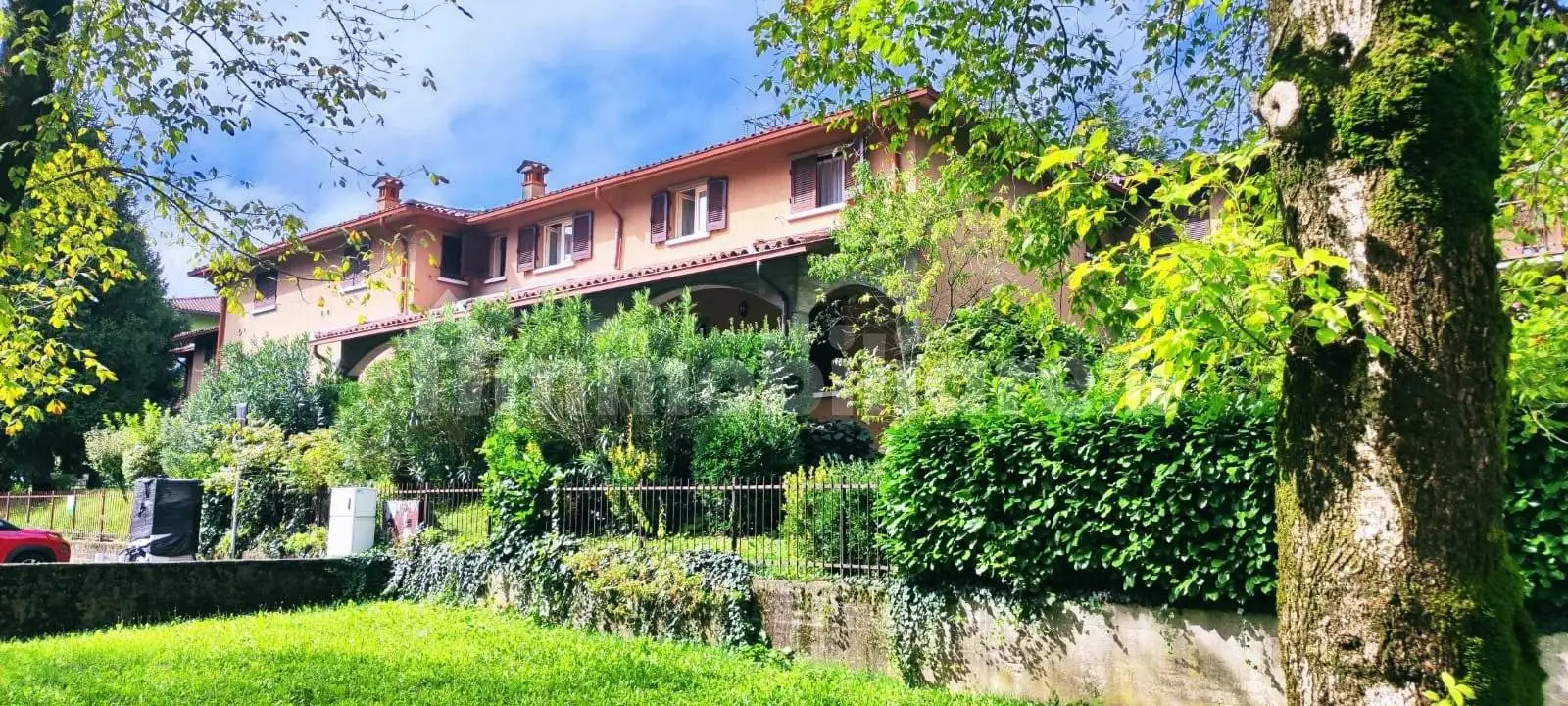 Appartamento in vendita a Spinone al Lago