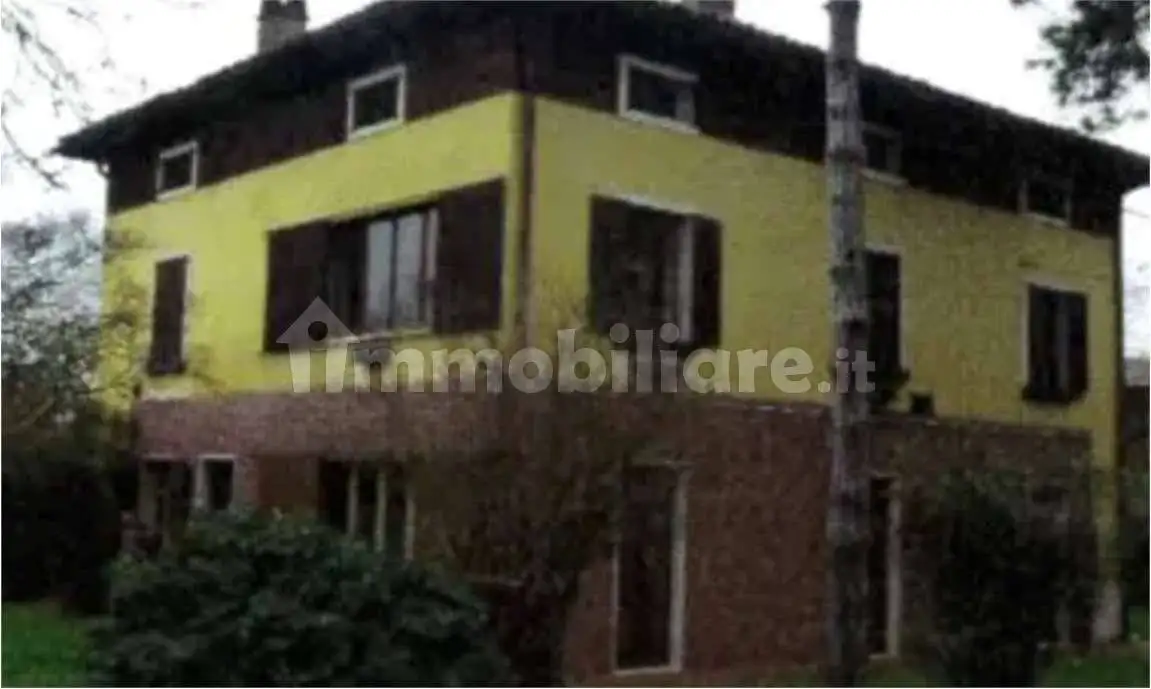 Casa indipendente in vendita a Alessandria