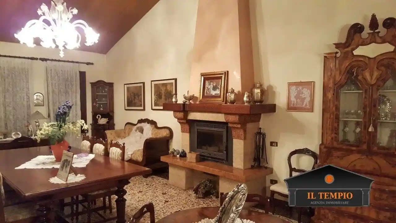 Casa indipendente in vendita a Torri di Quartesolo