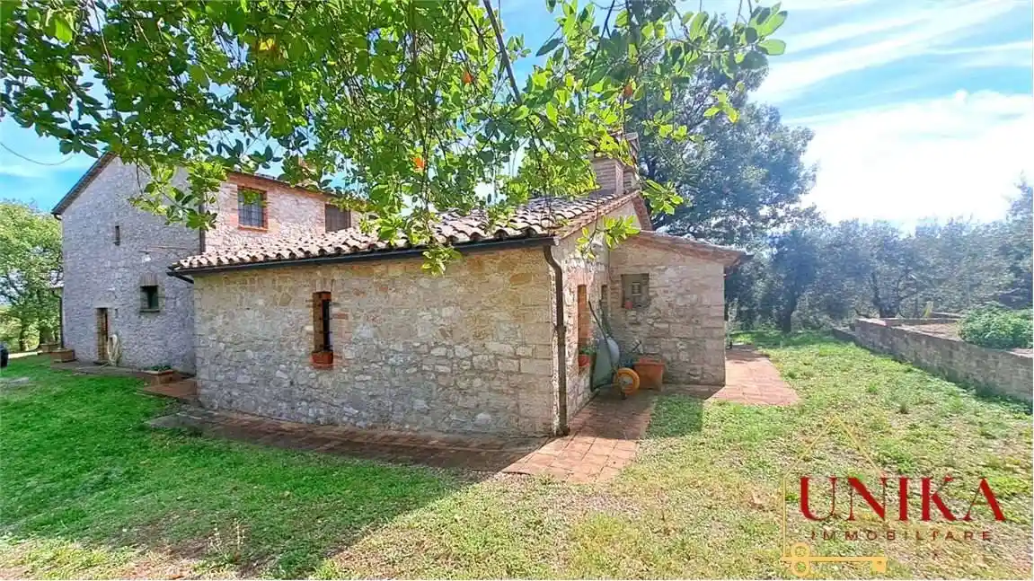 Villa in vendita a Avigliano Umbro