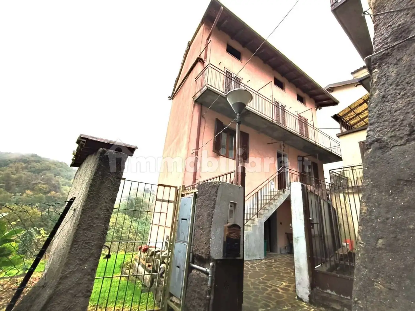 Casa indipendente in vendita a Almenno San Bartolomeo