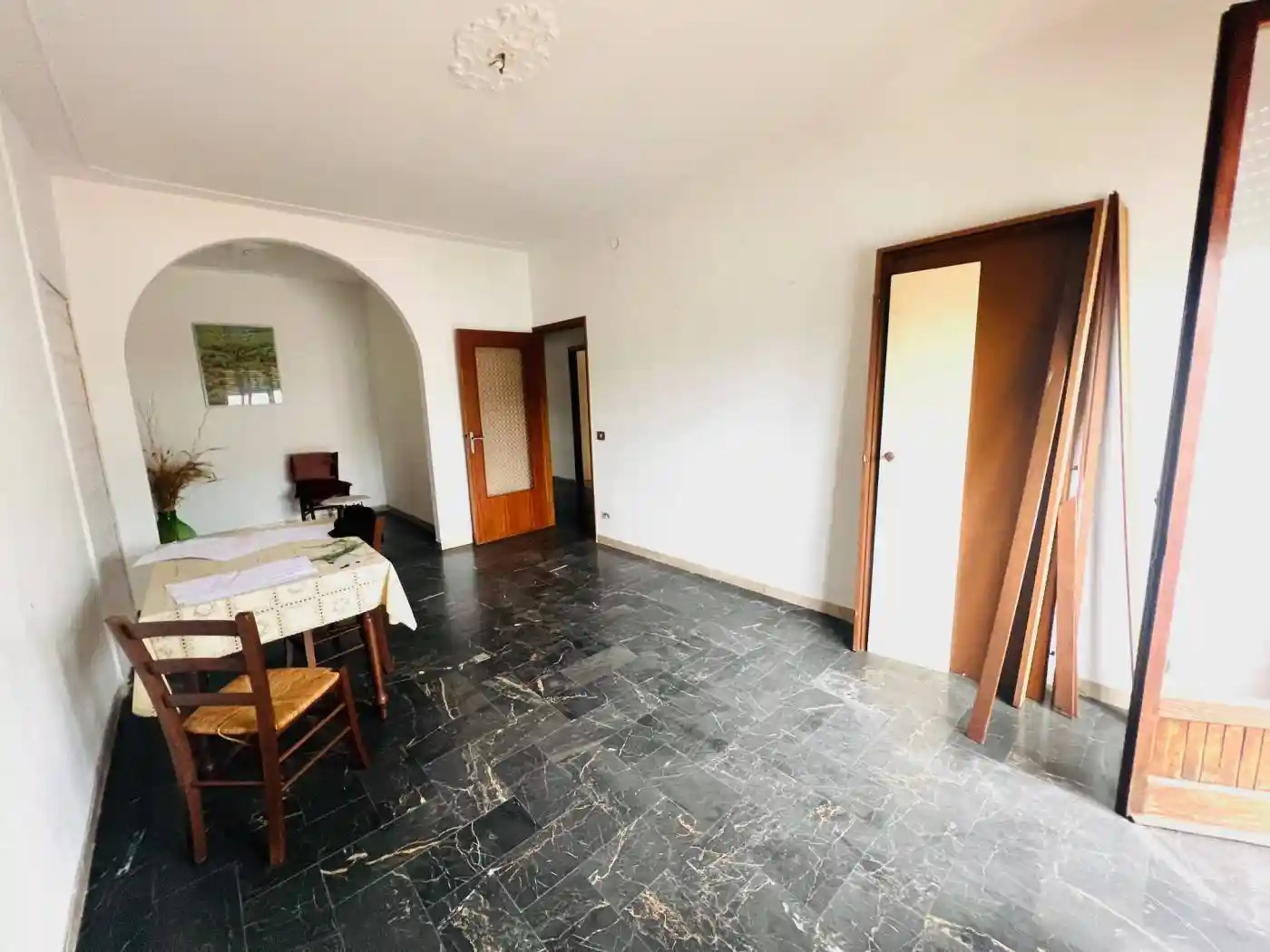 Appartamento in vendita a Massa