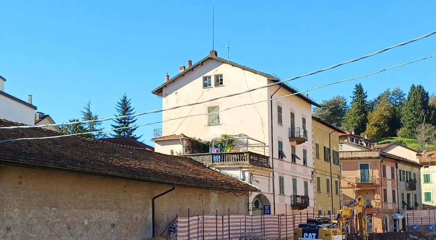 Quadrilocale via Migliarese 4, Centro, Busalla - foto 3