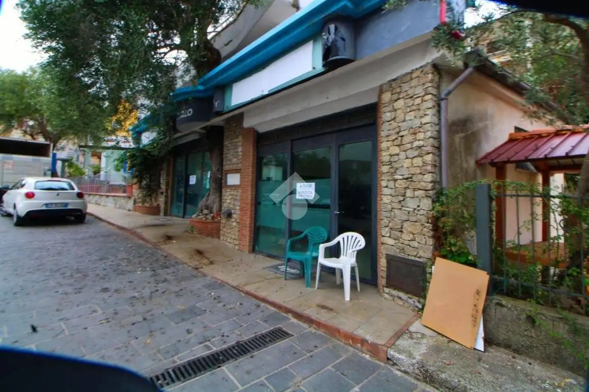 Appartamento in vendita a Centola