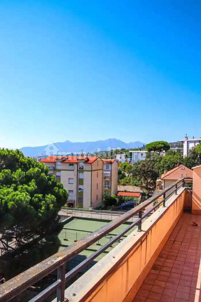Appartamento in vendita a Pietra Ligure