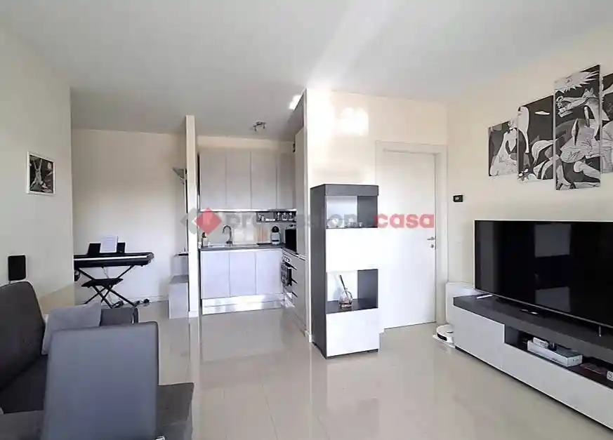 Bilocale via Eduardo de Filippo, 6, Guardapasso, Aprilia - foto 3