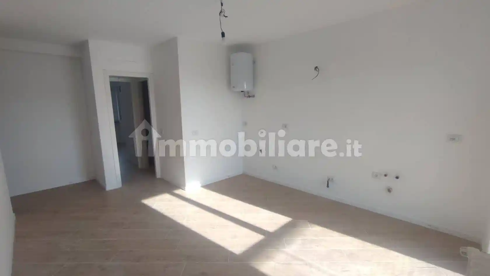 Trilocale via Camillo Giussani 20, Tre Castelli - Faenza, Milano - foto 3