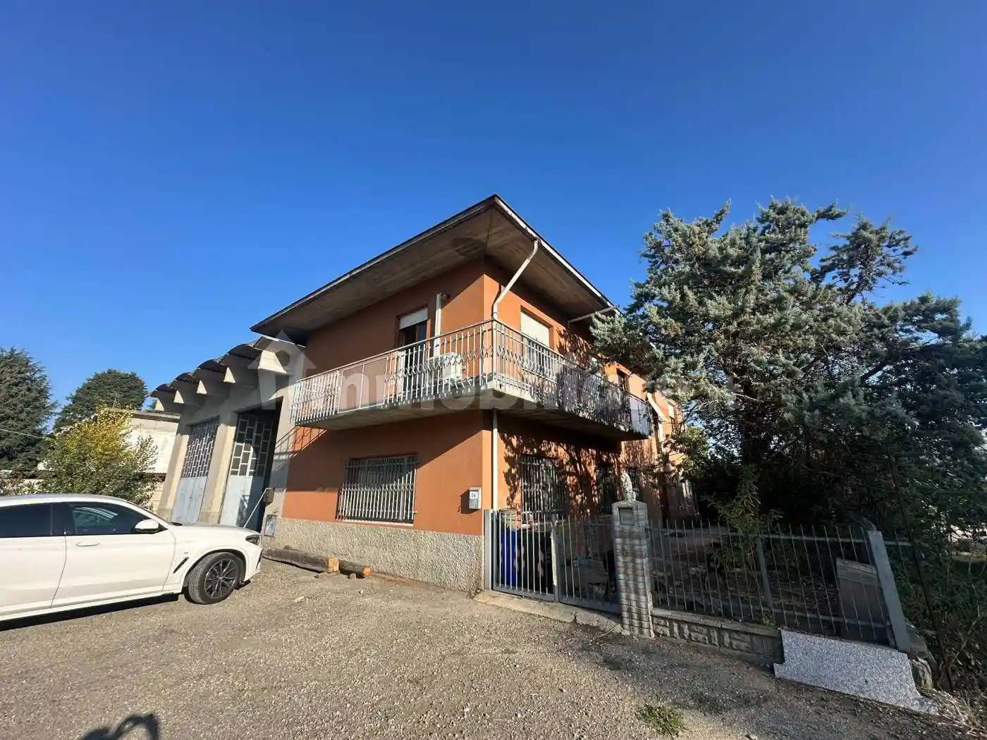 Palazzo - Edificio in vendita a Collecchio