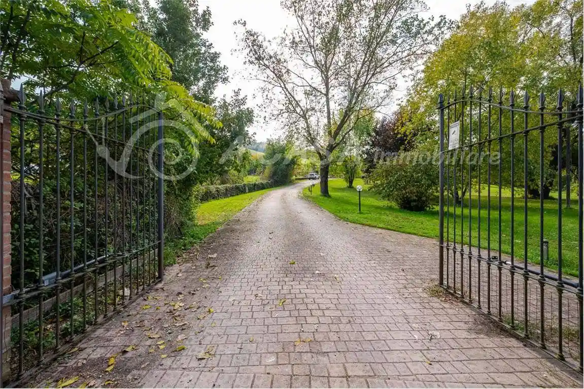Villa in vendita a Salsomaggiore Terme