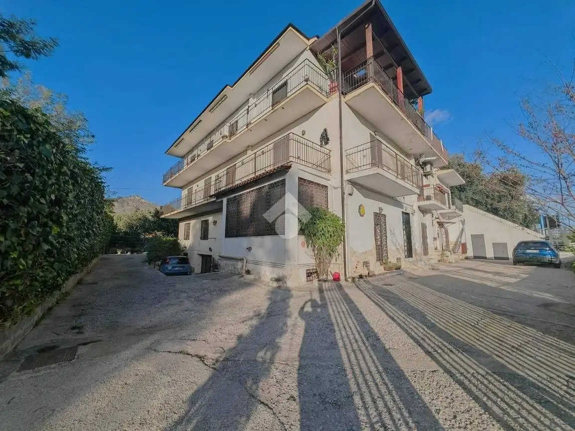 Appartamento in vendita a Pozzuoli