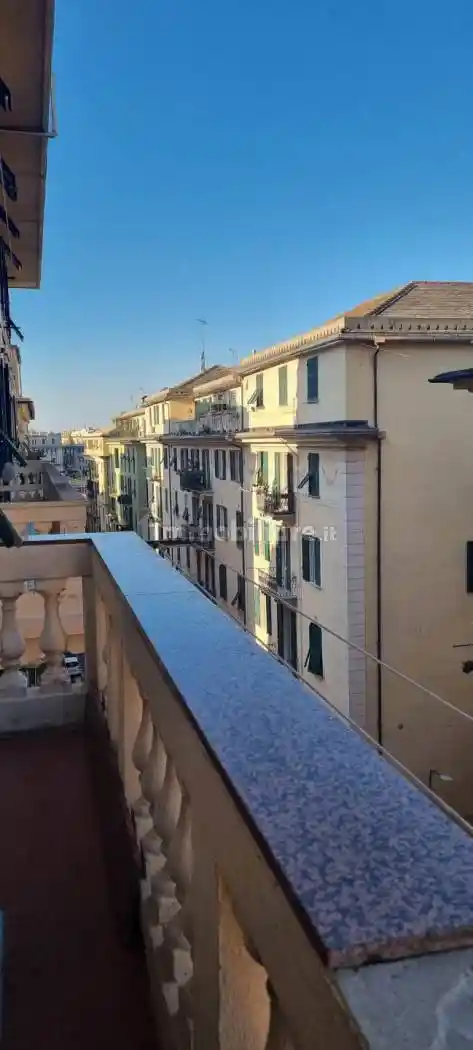 Appartamento in vendita a Genova