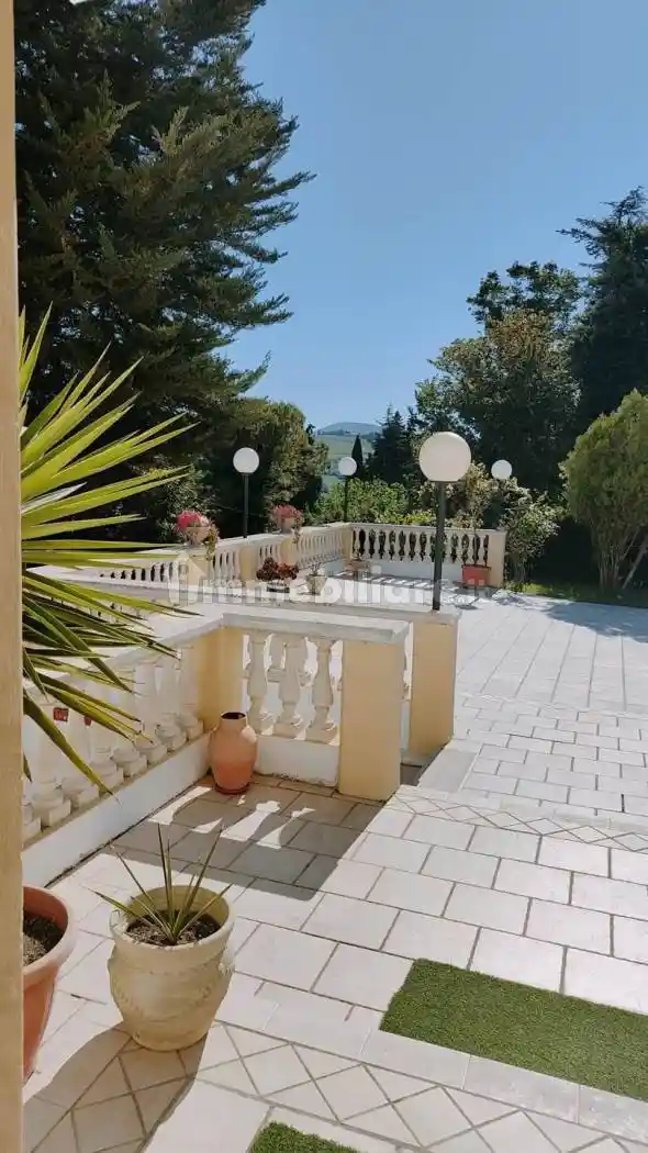 Villa unifamiliare, ottimo stato, 2368 m², Baraccola - Aspio, Ancona - foto 5