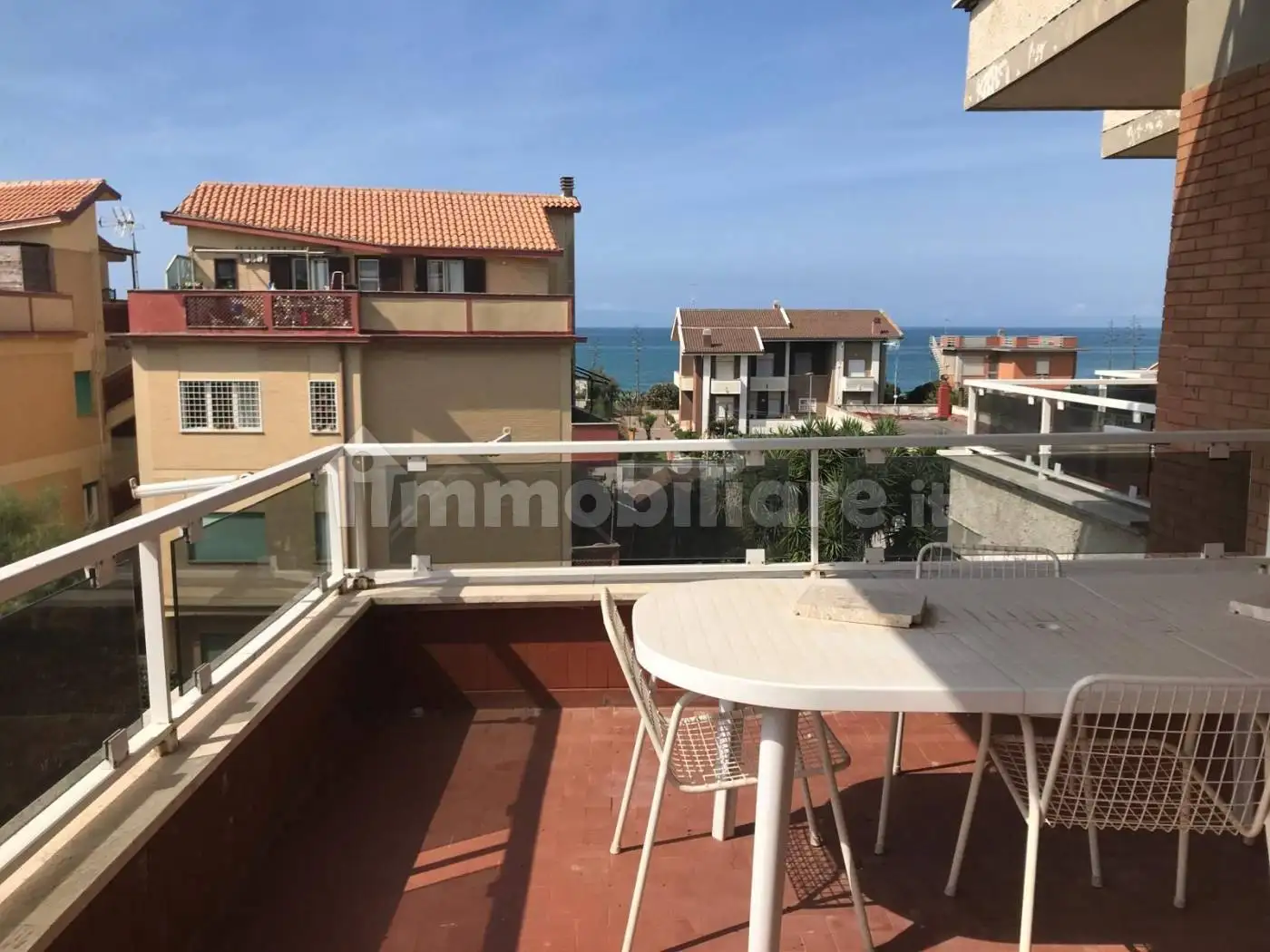 Appartamento in affitto a Pomezia