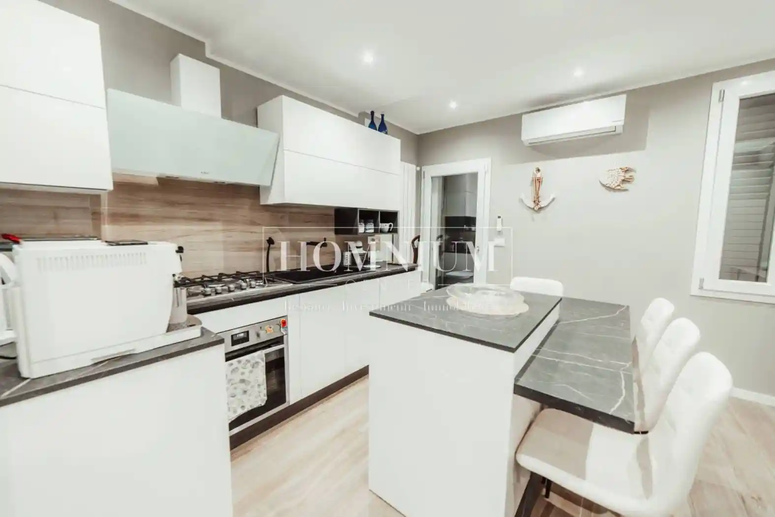 Appartamento in vendita a Paese