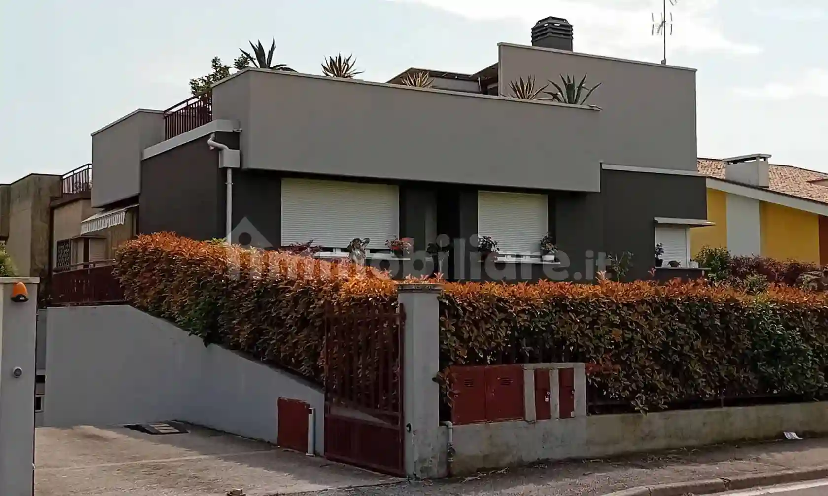 Villa bifamiliare via Cavalieri di Vittorio Veneto 16, Centro, Carpenedolo - foto 4