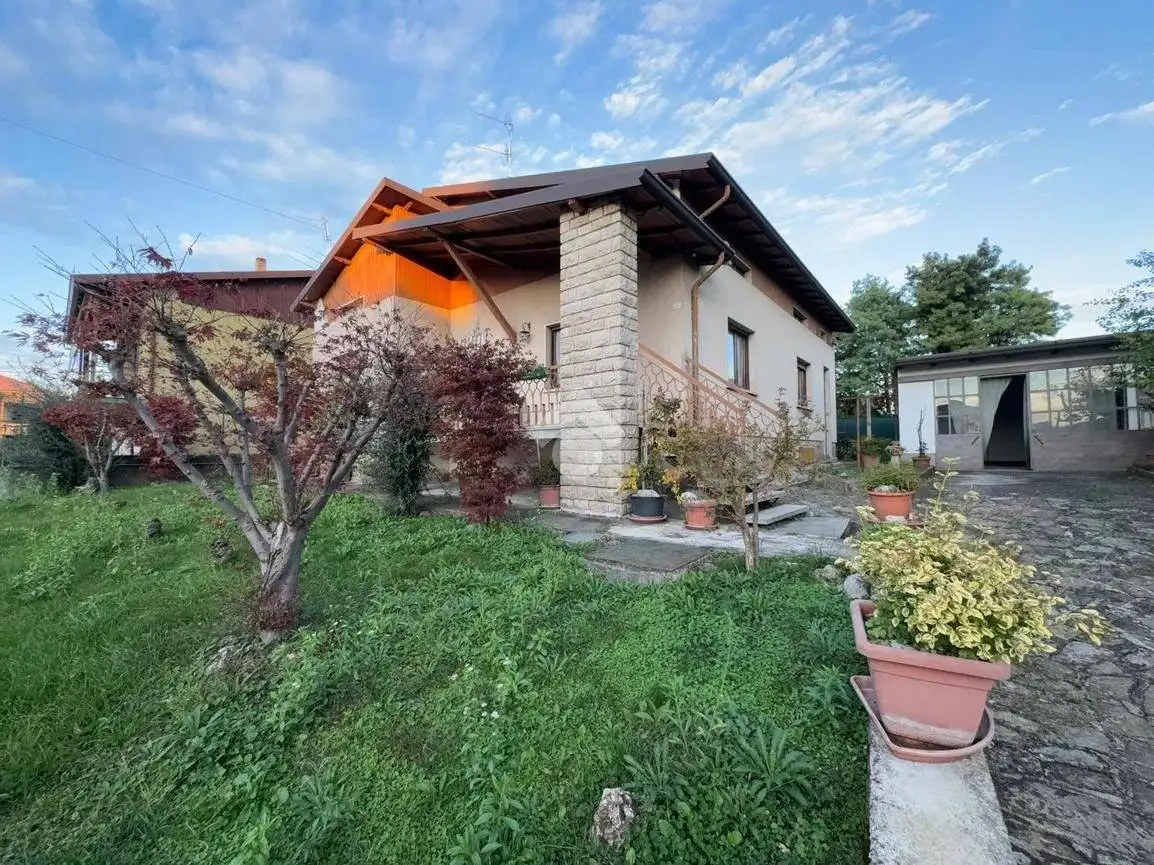 Villa unifamiliare via Peschiera 7, Centro, Bolgare - foto 2