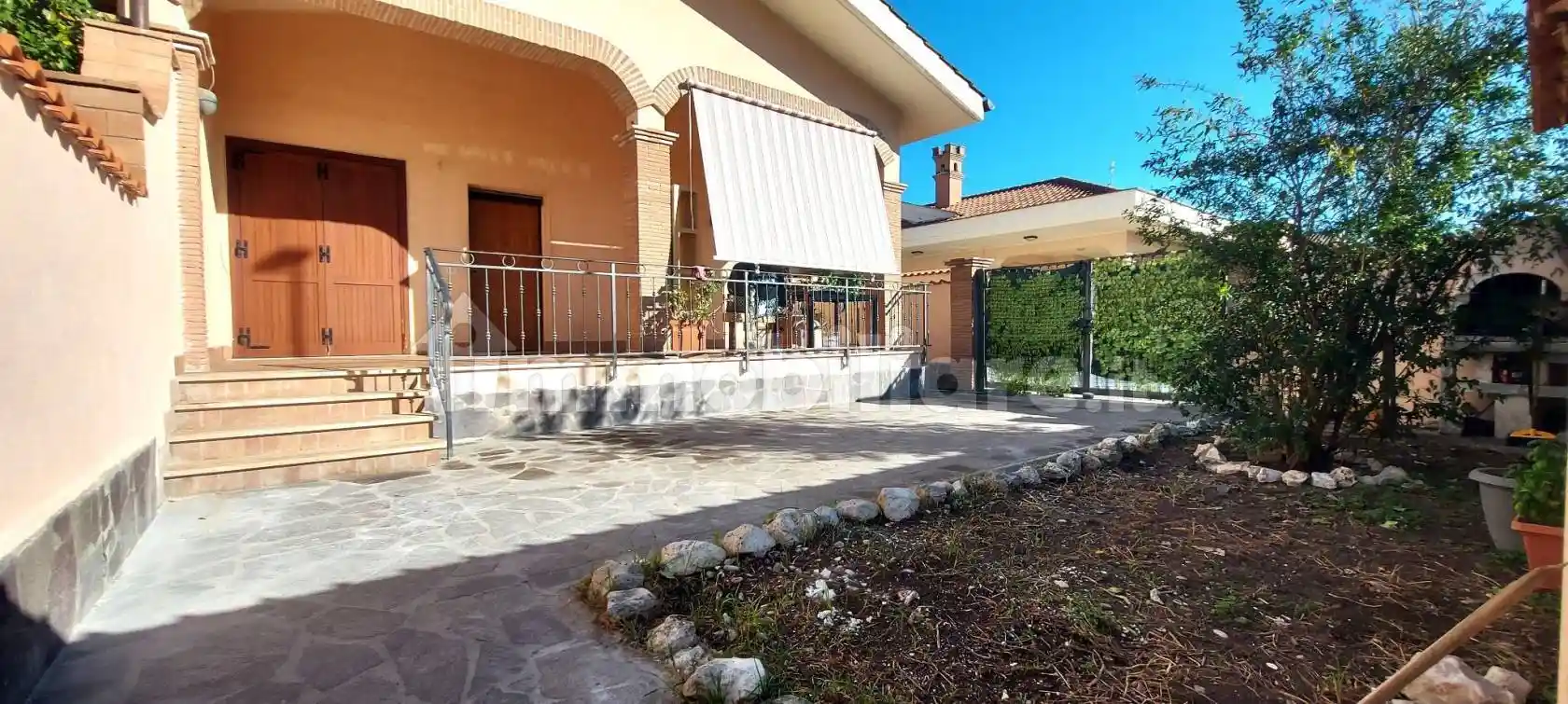 Villetta a schiera in vendita a Roma