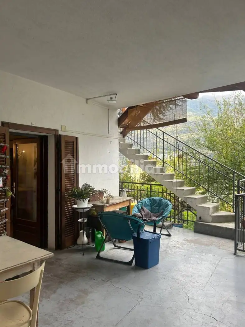 Casa indipendente in vendita a Saint-Vincent