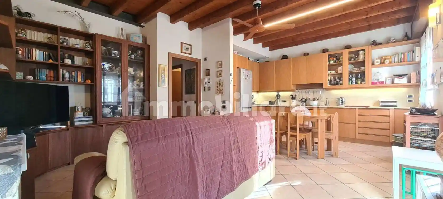 Appartamento via Rose di Sotto 36, Primo Maggio, Brescia - foto 2