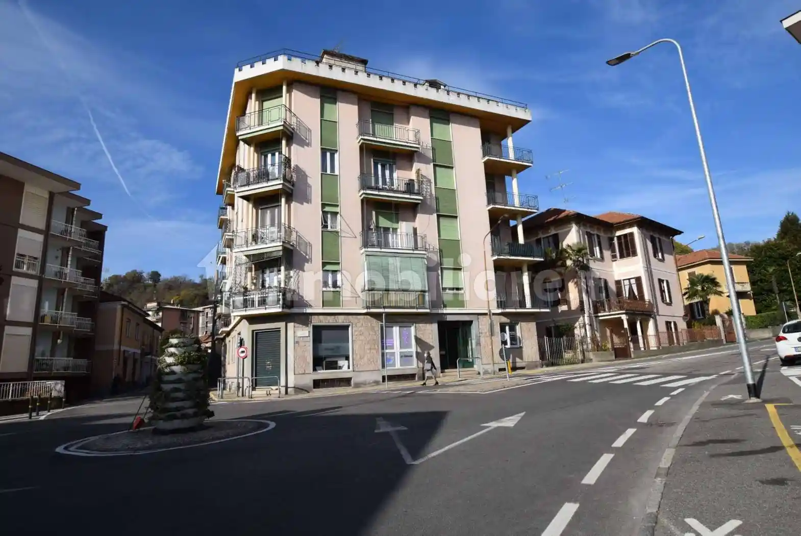 Appartamento in vendita a Arona