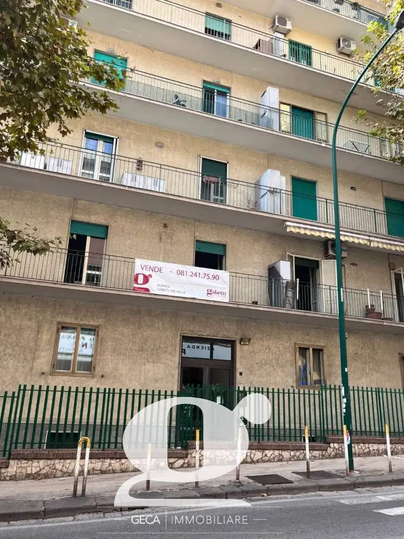 Appartamento in vendita a Napoli