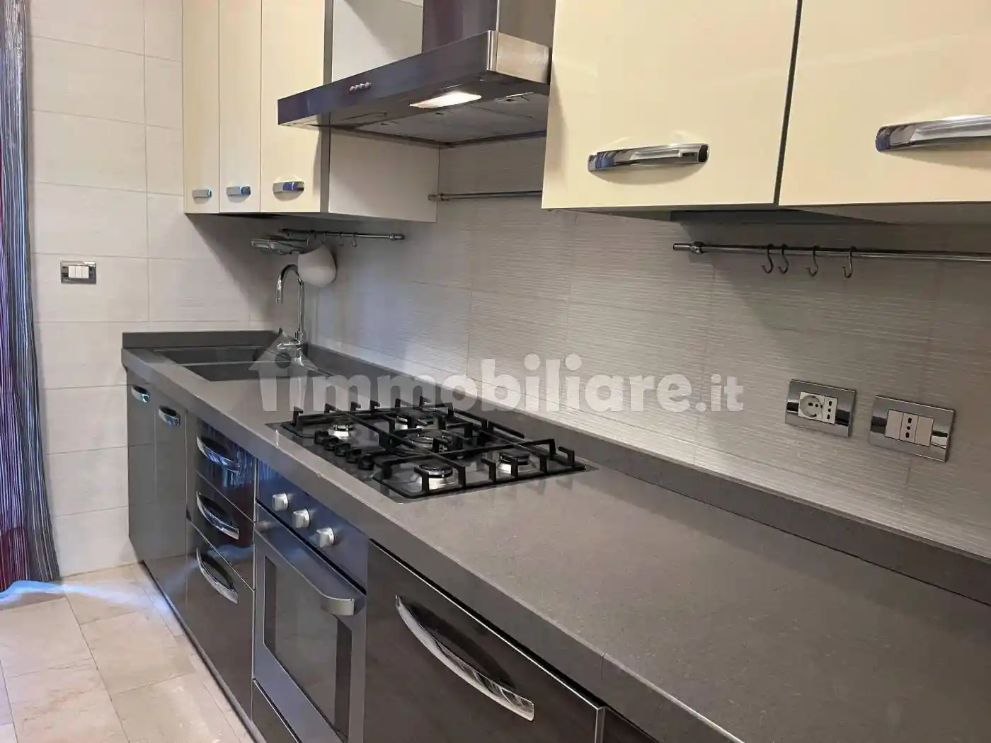 Appartamento via Carlo Alberto Pisani Dossi 4, Quartiere Feltre, Milano - foto 4