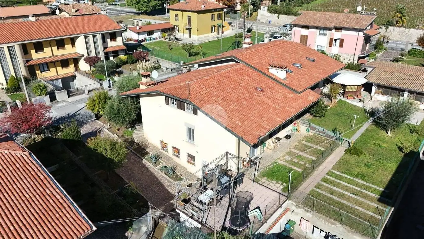 Villa bifamiliare via E. Montale, Erbusco - foto 3