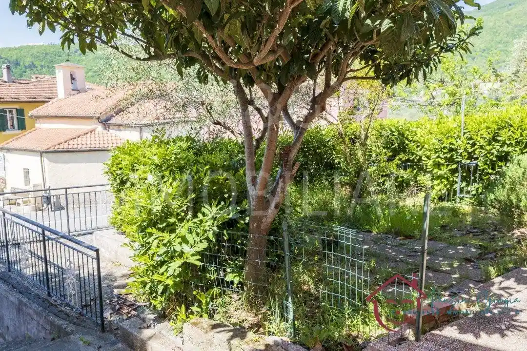 Trilocale frazione Leuso 15/A, Vendone - foto 2