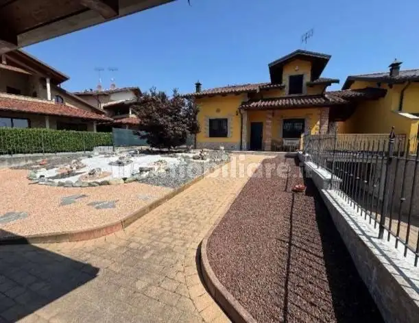 Villetta a schiera in vendita a Torrazza Piemonte