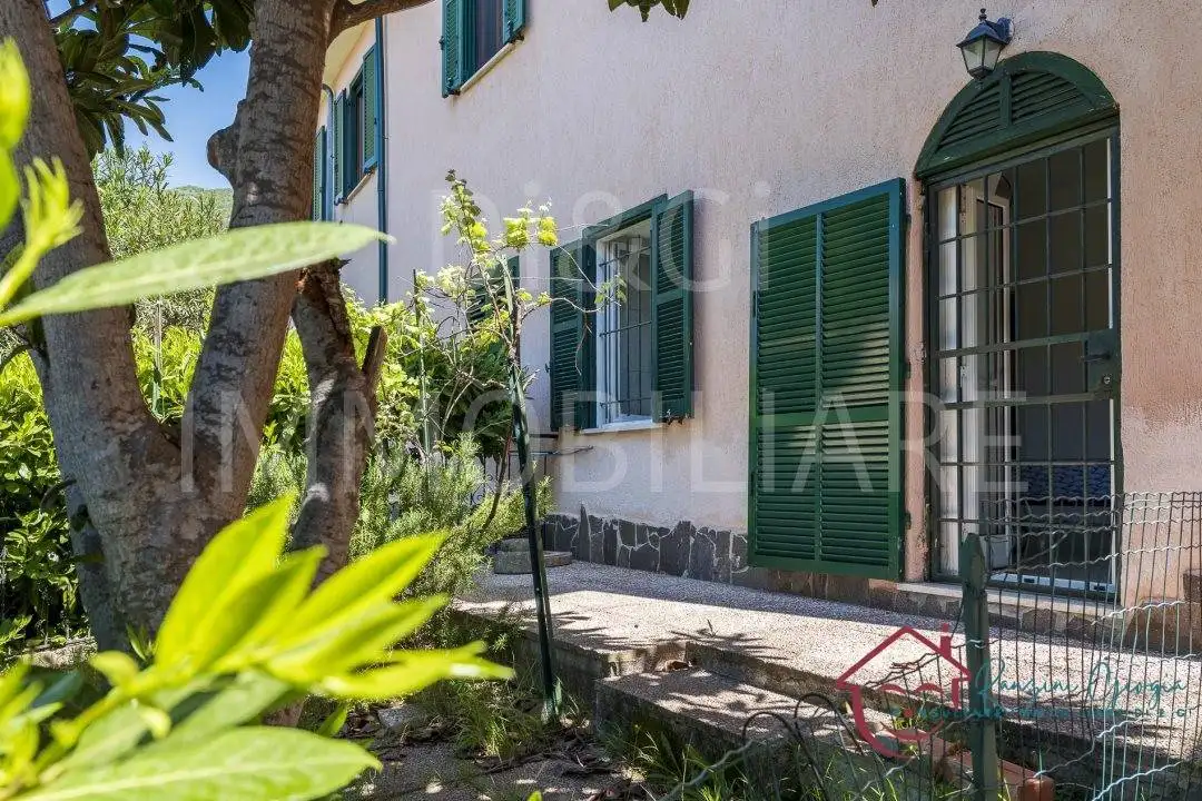 Appartamento in affitto a Vendone