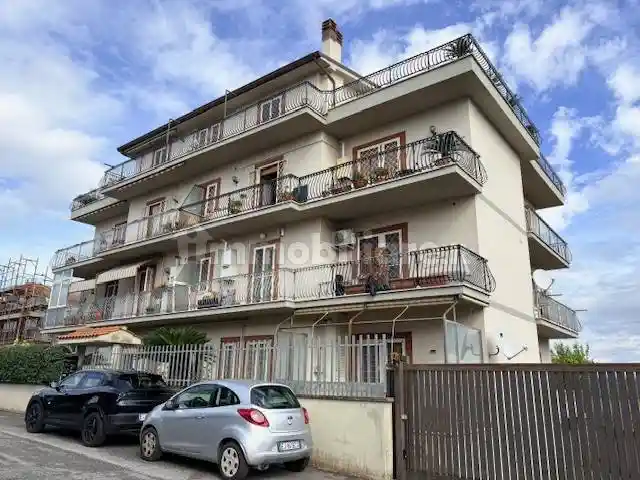 Trilocale via Francesco Saverio Monticelli 96, Falcognana, Roma - foto 2