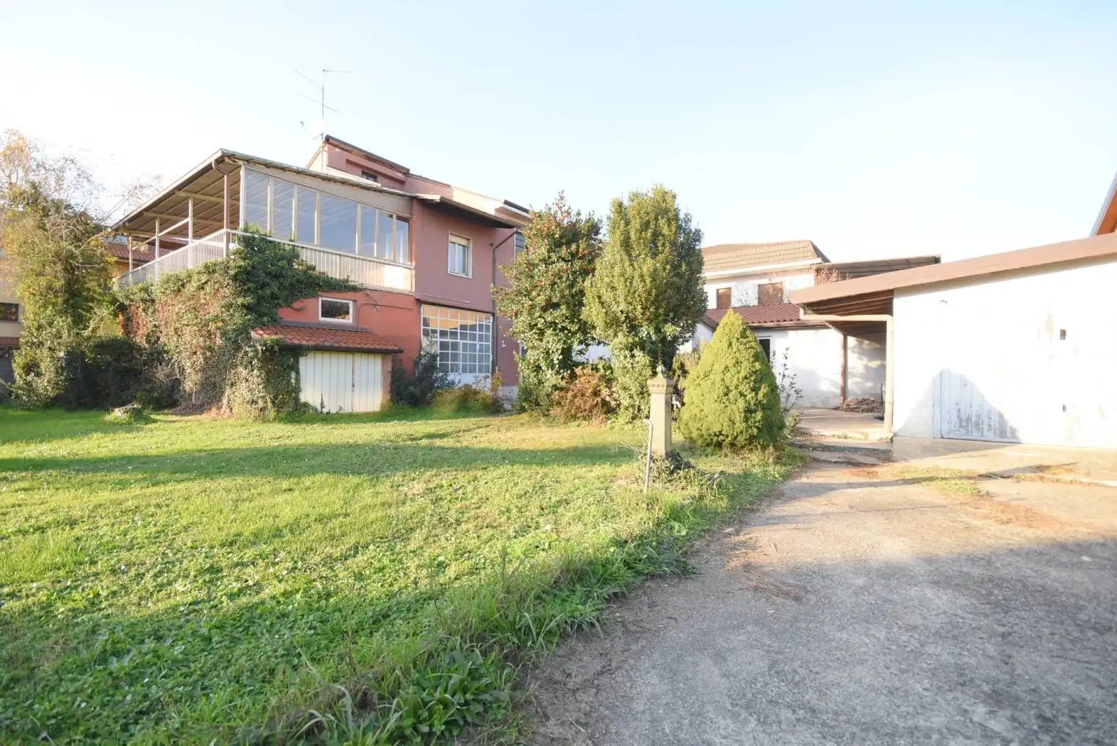 Casa indipendente in vendita a Seregno