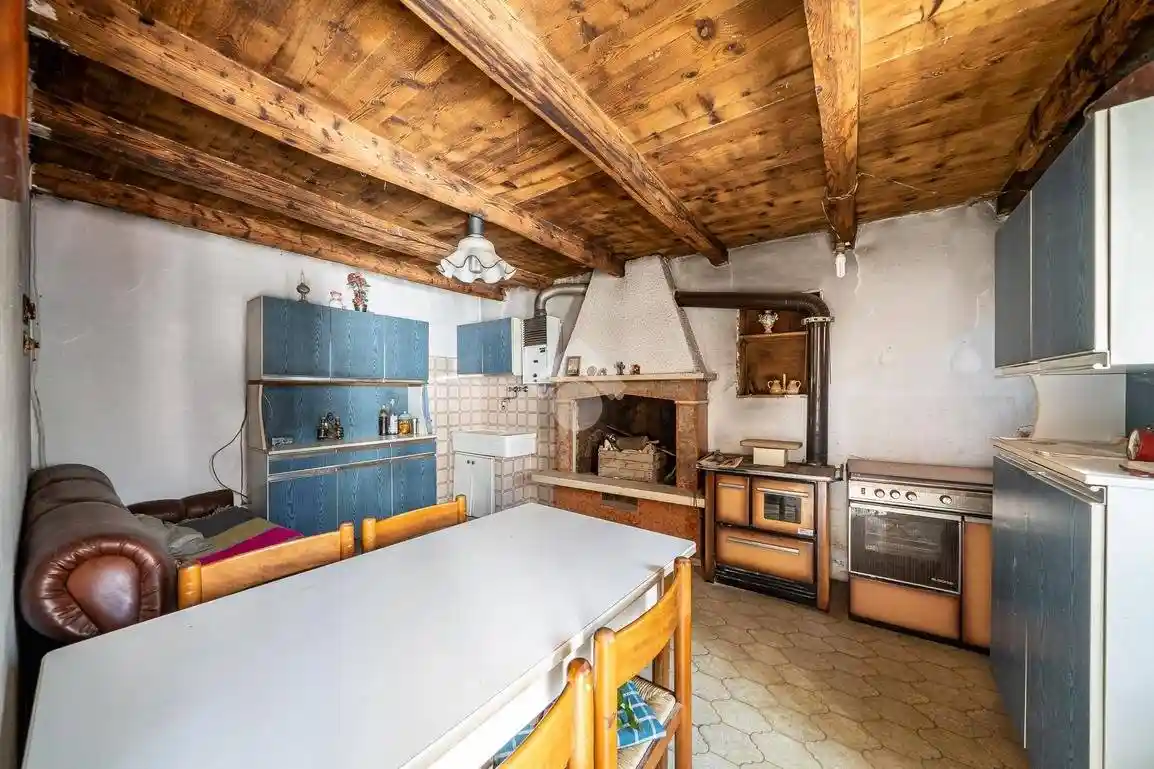 Rustico - Casale in vendita a Sant'Anna d'Alfaedo