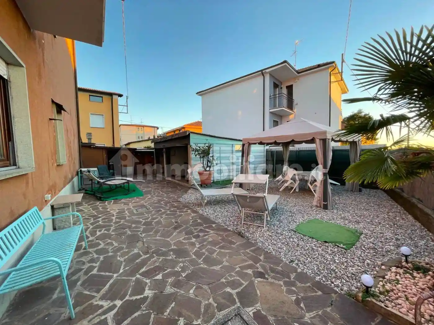 Villa in vendita a Curno