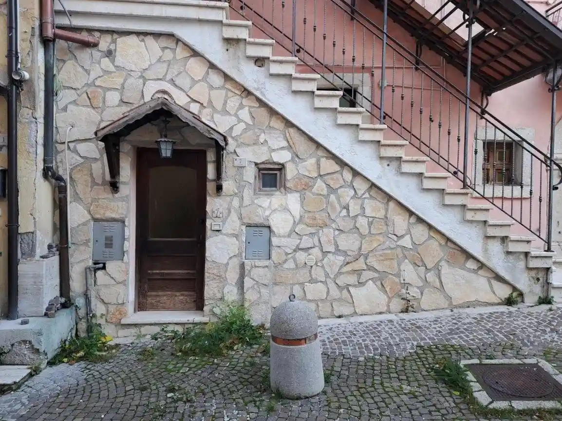 Bilocale via Ovidio 7, Centro, Roccaraso - foto 2