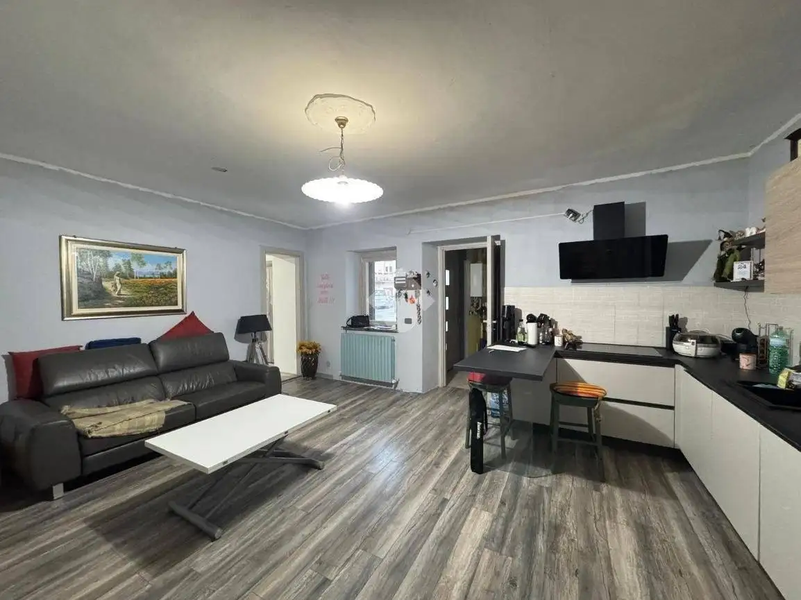 Casa indipendente in vendita a Suno